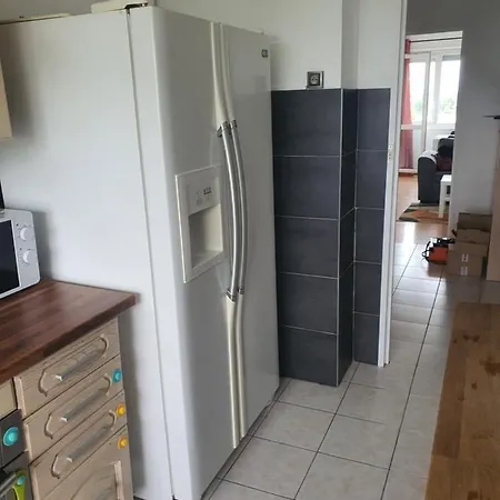 Hebergement Kamgue Apartament Ris-Orangis