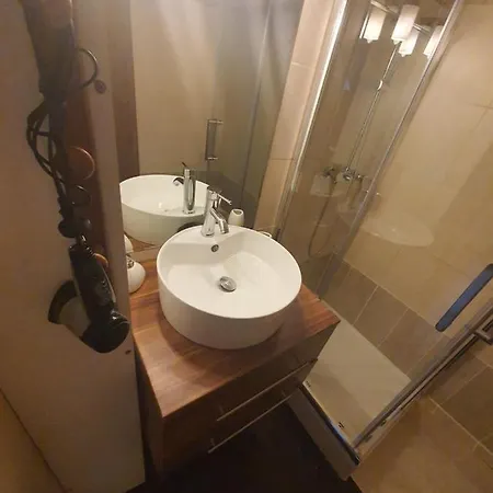 Apartament Hebergement Kamgue Ris-Orangis